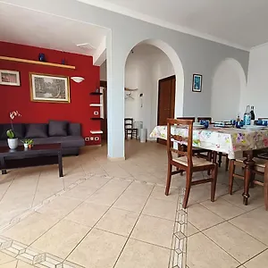 Avellini - Delightful And Spacious With Terrace - Near Metro A Cornelia Apartament